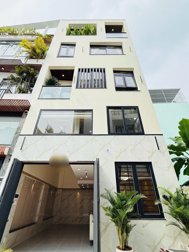 Siêu phẩm Gò Vấp – Nhà 5 tầng, ô tô vào tận nhà, hẻm rộng, gần Làng Hoa – Giá nhỉnh 8 Tỷ